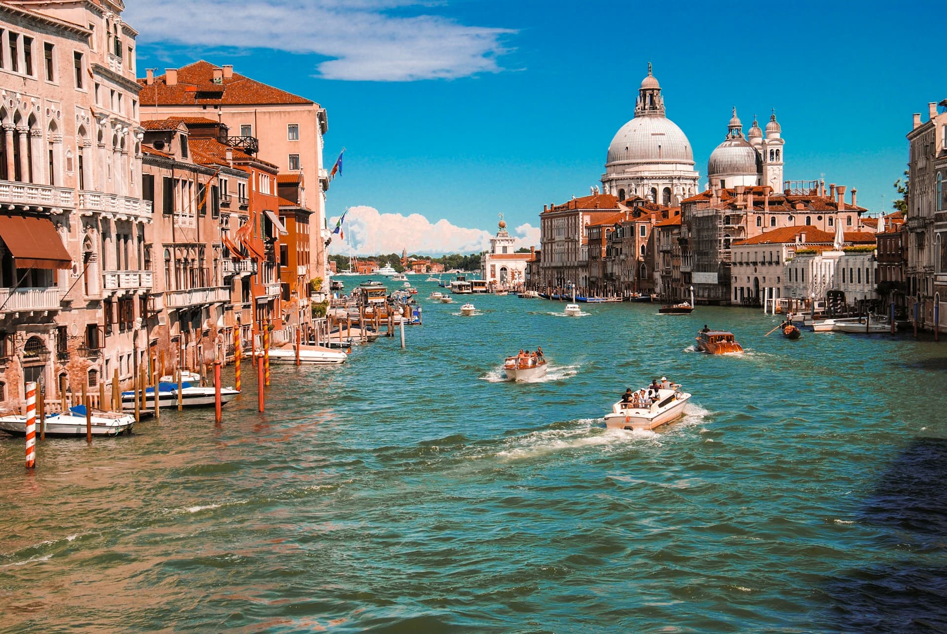 Venice canals and historic architecture — gondolas on the Grand Canal